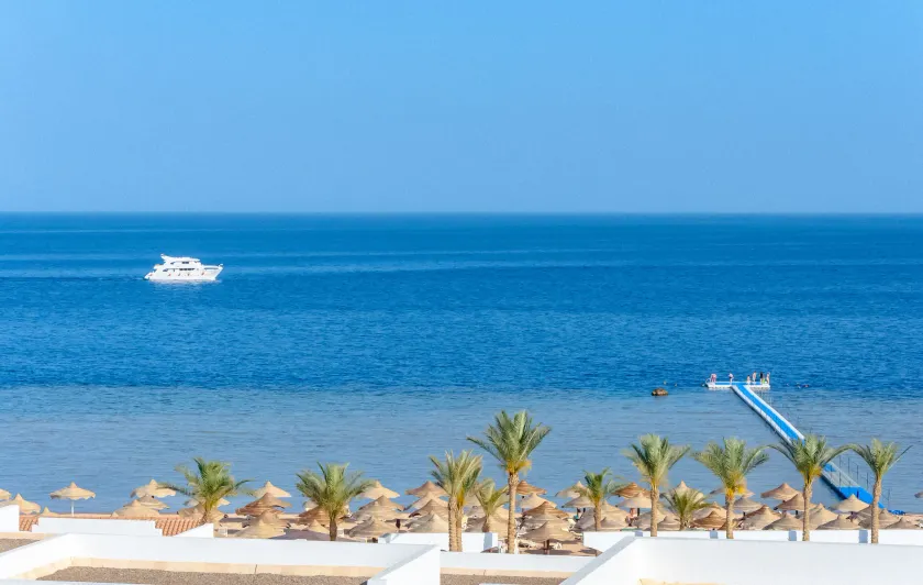 Coral Beach Resort Montazah - Image 1