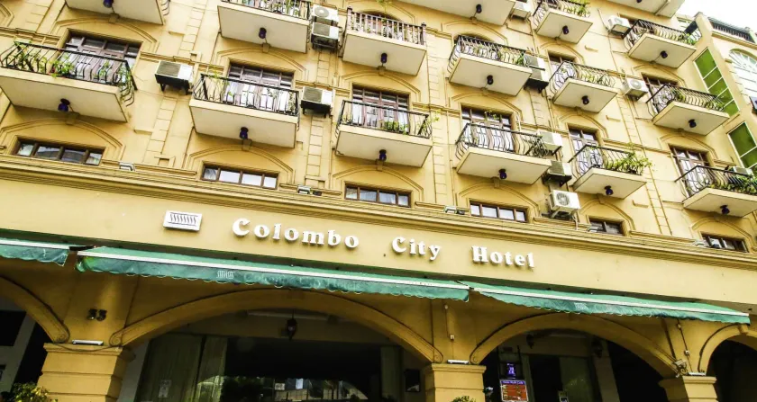 Oak Ray Colombo City Hotel - Image 1