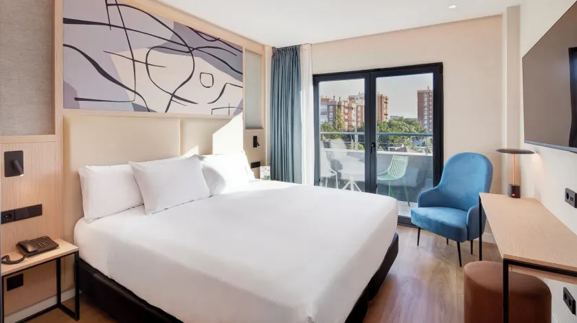 Sercotel Rosaleda Málaga - Image 1