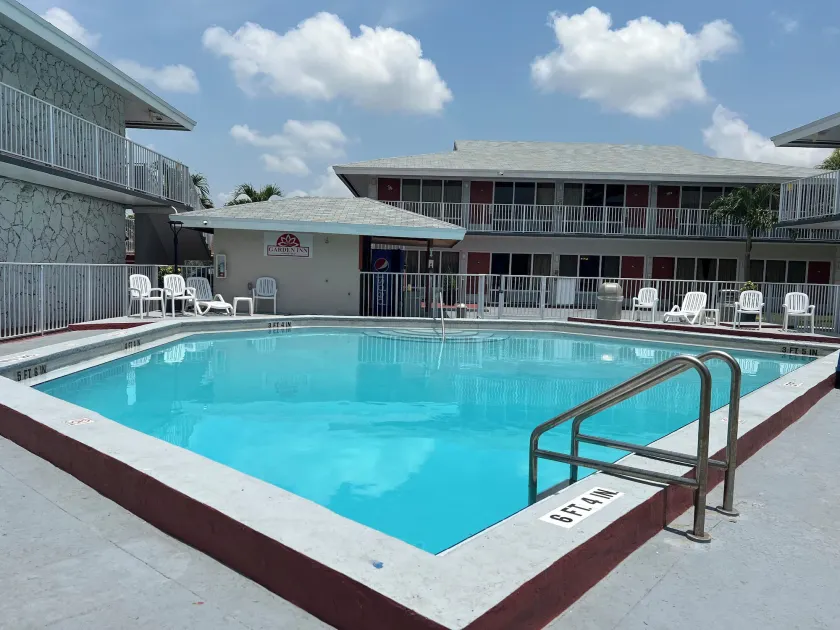 Garden Inn Homestead/Everglades/Gateway to Keys - Image 1