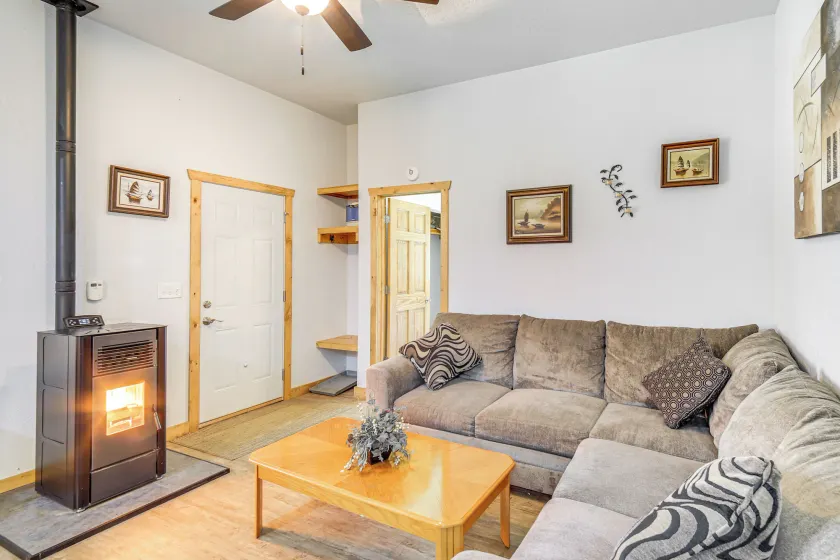 Townsend Cottage on UTV & Snowmobile Trail! - Image 1