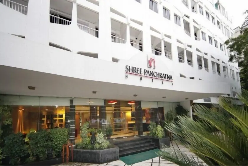 Hotel Shree Panchratna Pune - Image 1