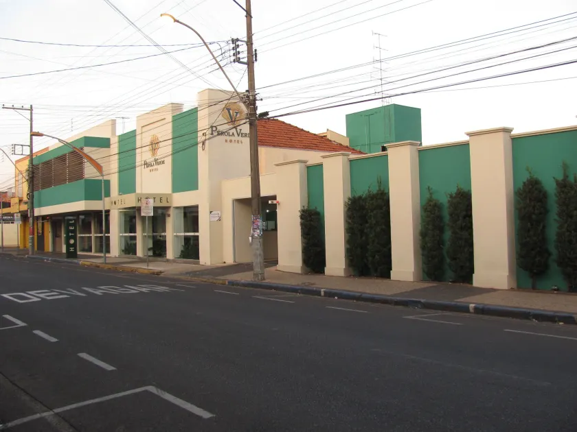 Perola Verde Hotel - Image 1