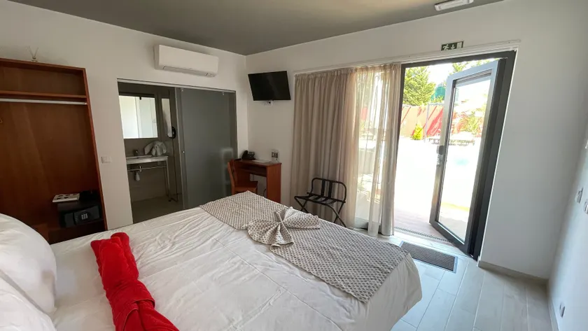 Villa 3 Caparica - Lisbon Gay Beach Resort - Image 1