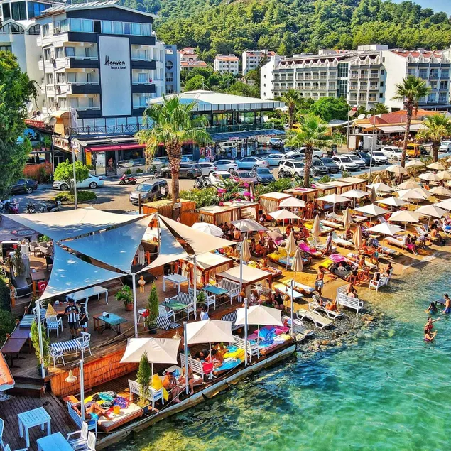 Heaven Beach Otel - Image 1