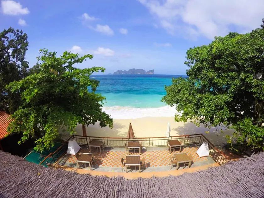Phi Phi Long Beach Resort & Villa - Image 1