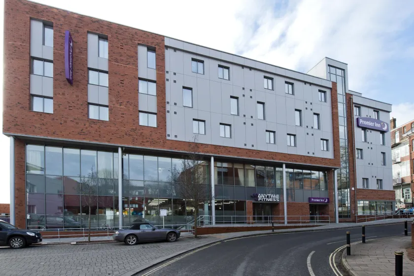 Premier Inn Exeter City Centre - Image 1