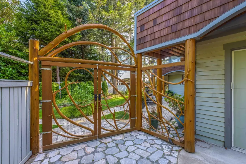 Custom Guemes Home w/ Spectacular Water Views! - Interiør
