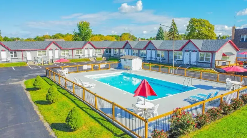 A1 Inn Niagara Falls - Image 1