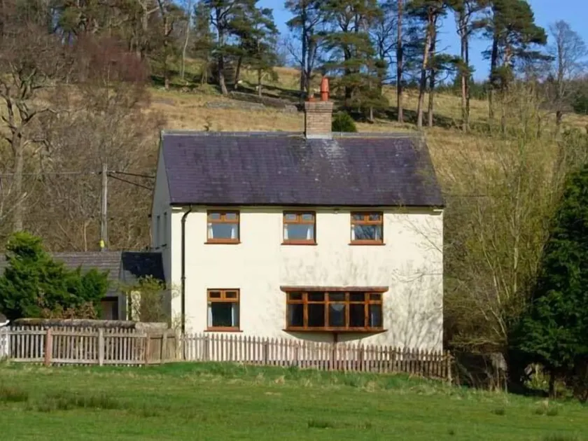 Hartam House - Image 1