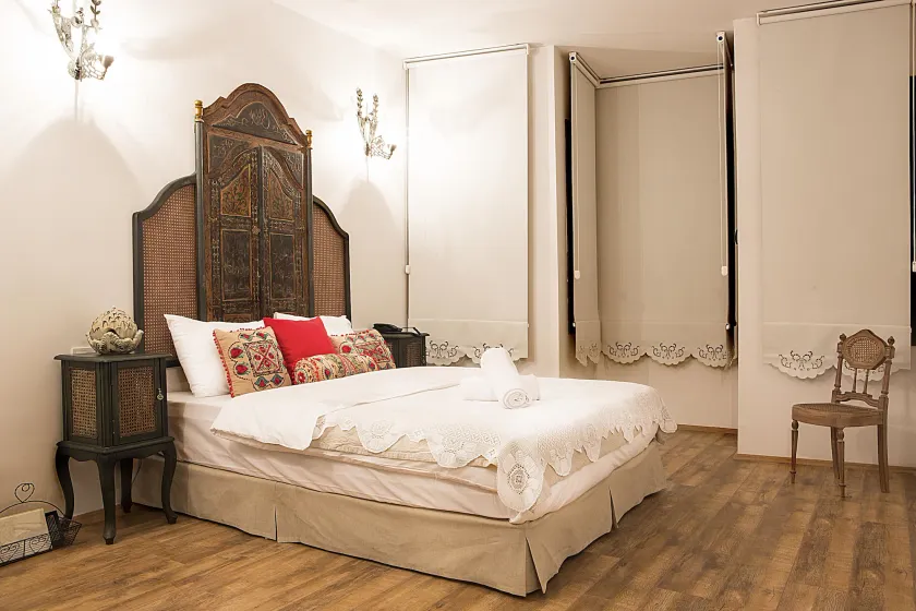 Oriella Hotel - Image 1