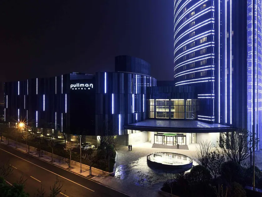 Pullman Shanghai Xuhui - Image 1