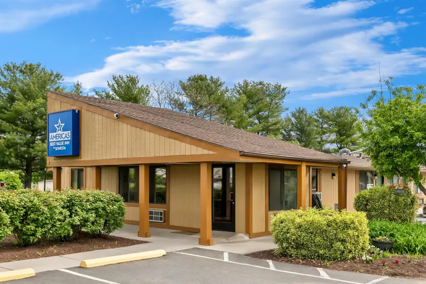 Americas Best Value Inn Martinsburg - Image 1