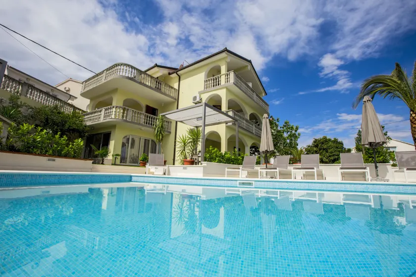 Apartments Bago - Image 1
