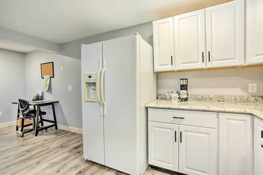 Charming Beacon Apt w/ Fire Pit: Near Hiking! - Innvendig