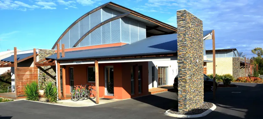 A Must At Coonawarra - Réception