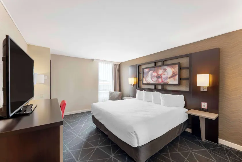 Best Western Plus Austin Central - Image 1