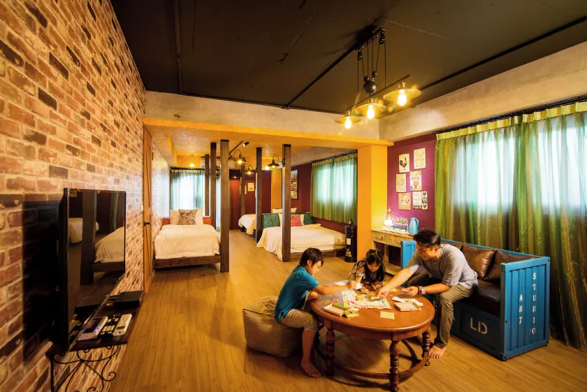 Fly Inn 飛旅宿 - Image 1