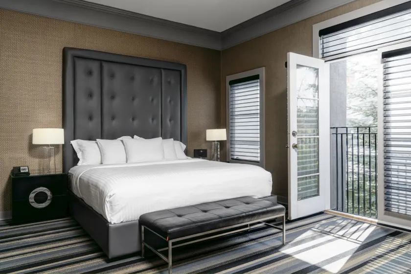 Hotel Arts Kensington - Image 1