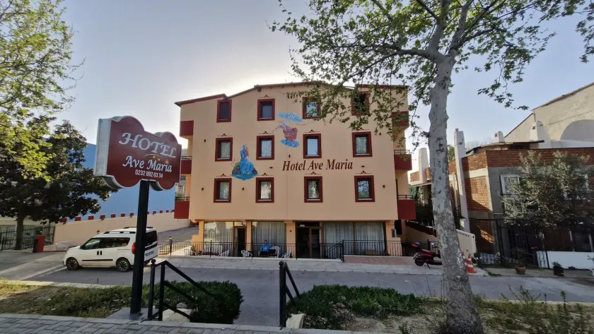 Hotel Ave Maria - Image 1