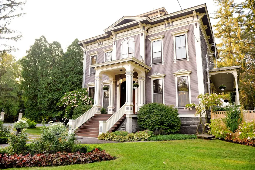 The Mansion of Saratoga - Image 1