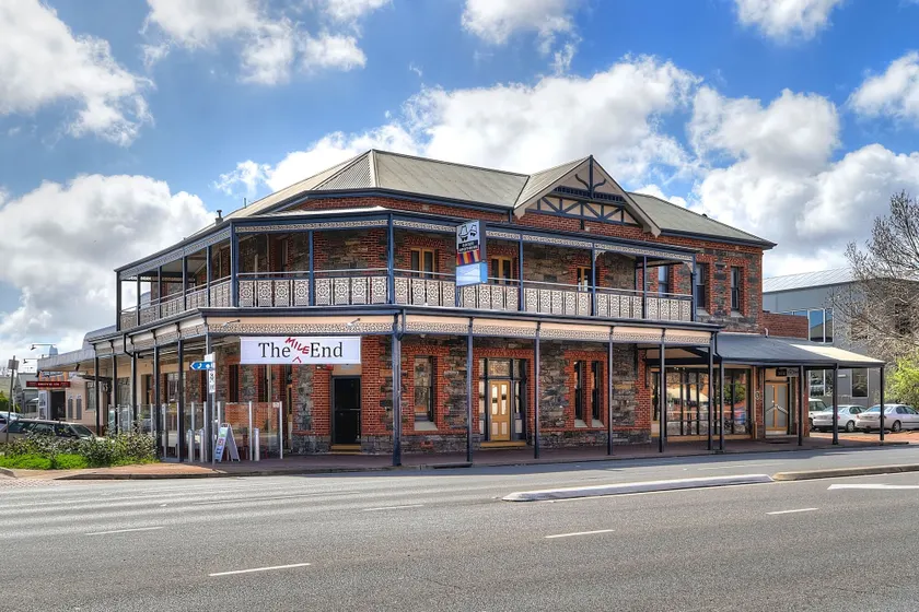 The Mile End Hotel - Image 1