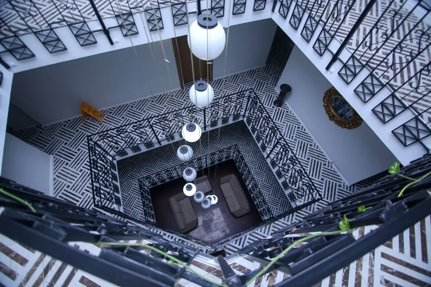 ÇEVİK PALACE HOTEL - Image 1