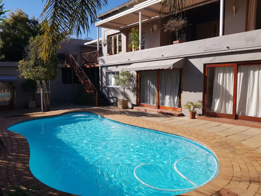 Micasa Sucasa Guesthouse Melville - Image 1