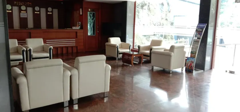 Luxora Hotel and Spa - Image 1
