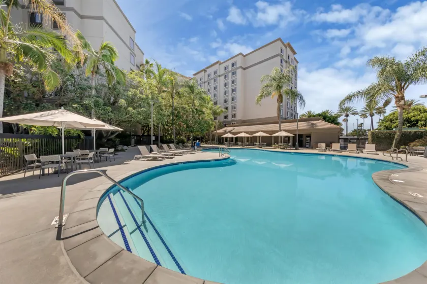Sonesta ES Suites Anaheim Resort Area - Image 1