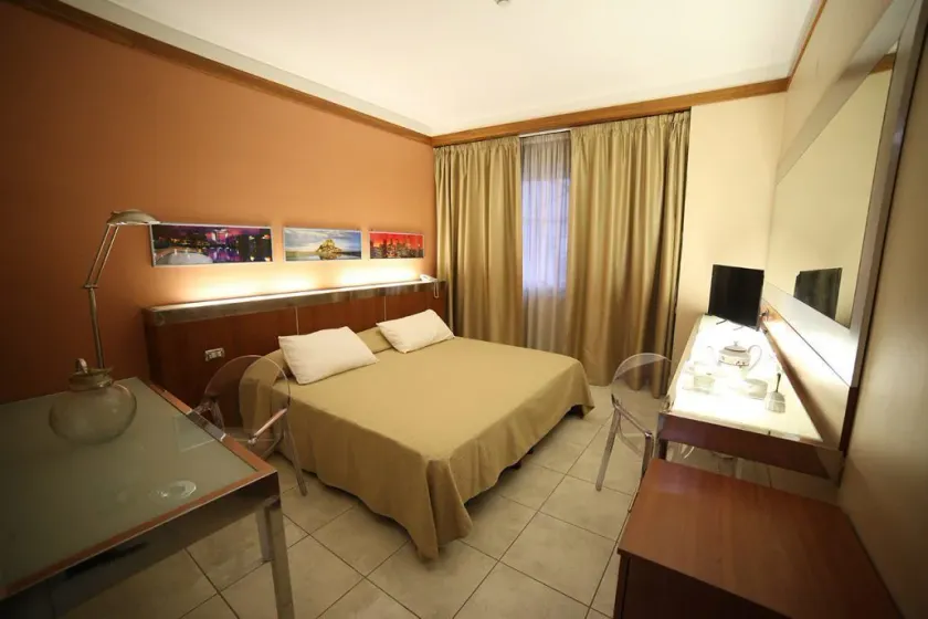 Hotel Artemide - Image 1