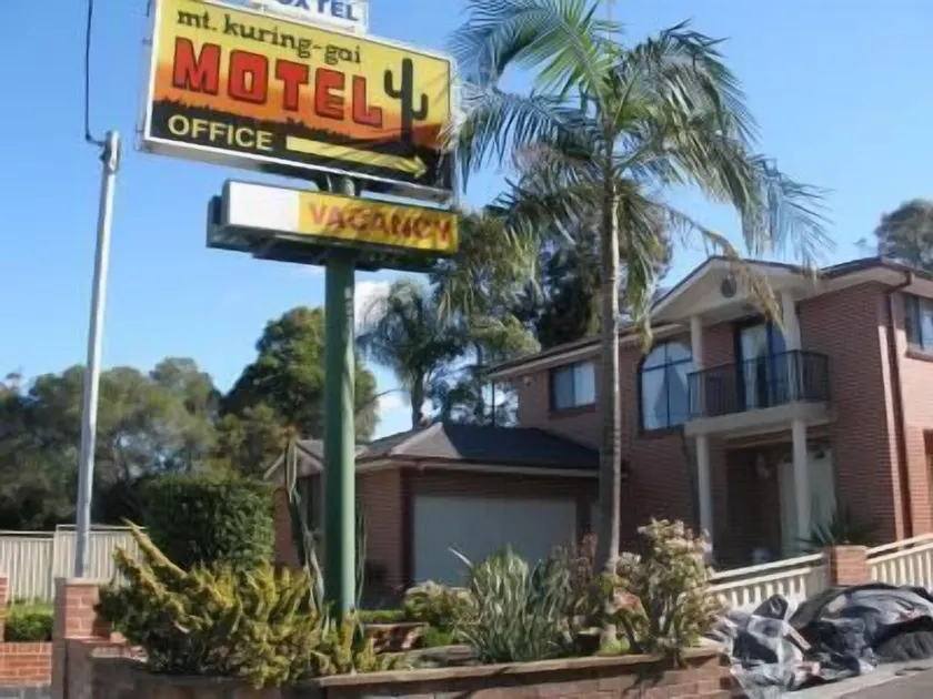 Mt Kuring-Gai Motel - Image 1