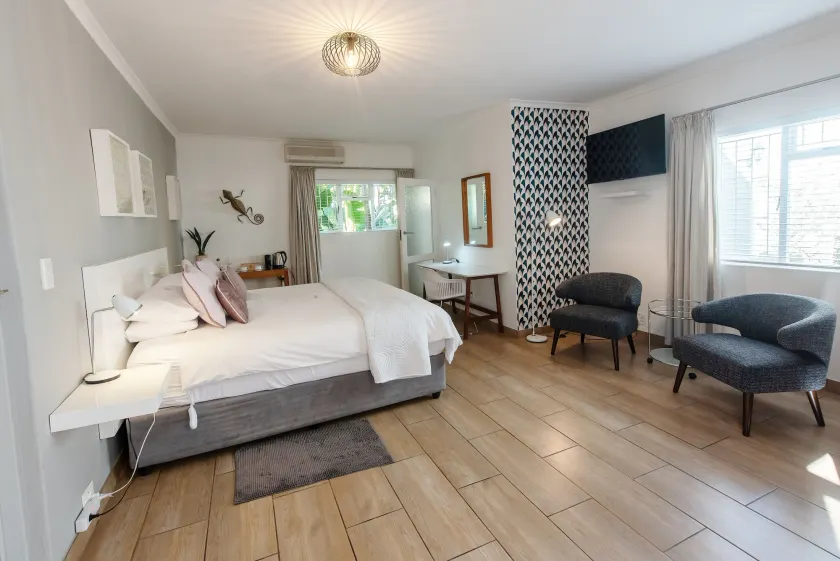 Ballinderry, The Robertson Guest House - Image 1