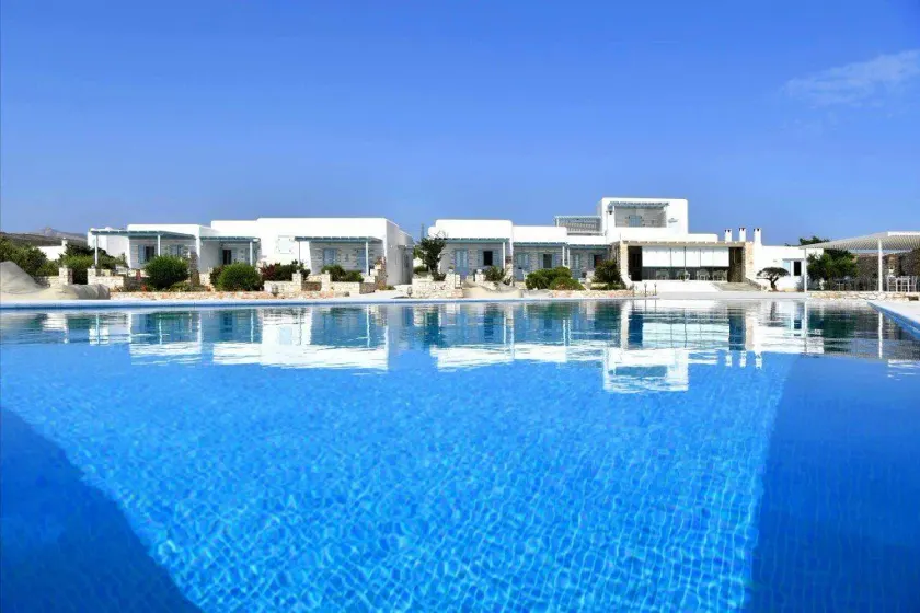 Ambelas Mare Apartments - Image 1