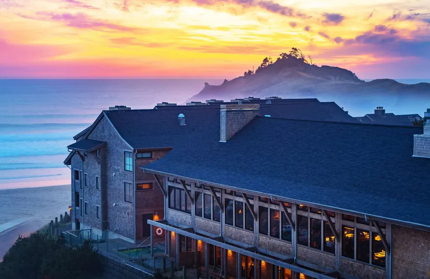 Headlands Coastal Lodge & Spa - Image 1