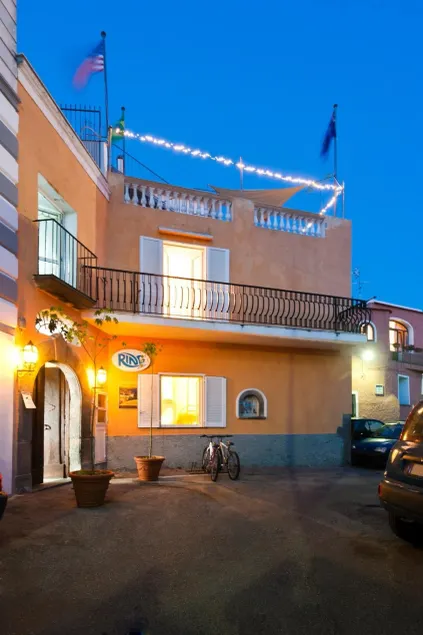 ring hostel - Image 1