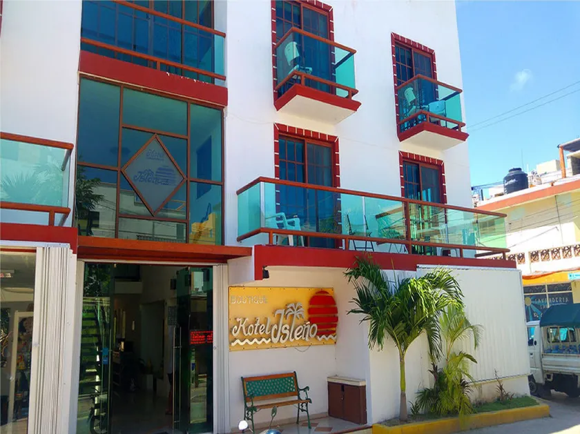 Hotel Isleño - Image 1