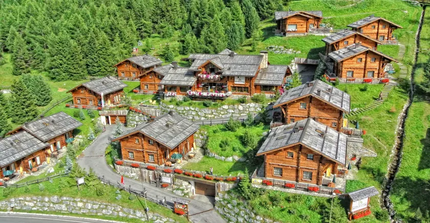 Park Chalet Village - Image 1