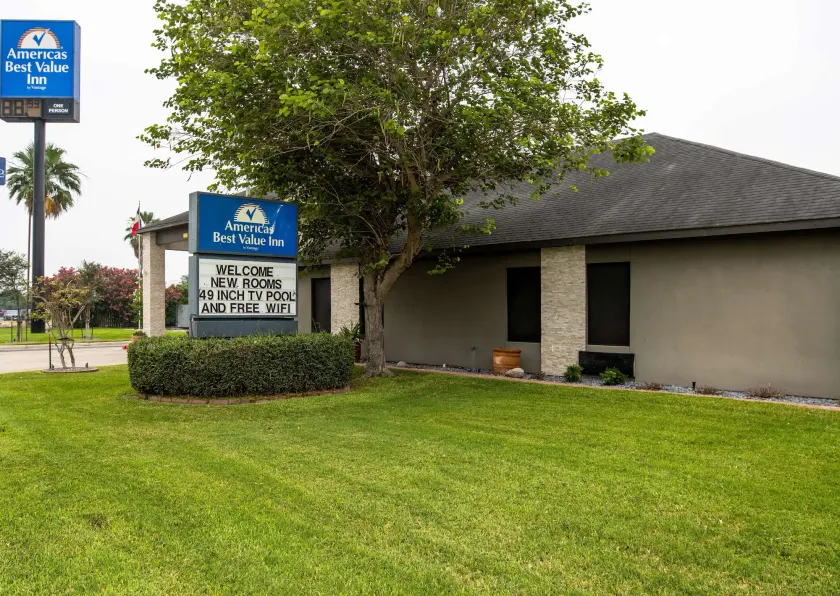 Americas Best Value Inn Harlingen - Image 1