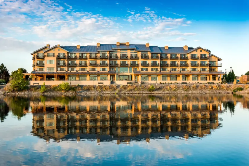 The Lodge at Columbia Point - Image 1