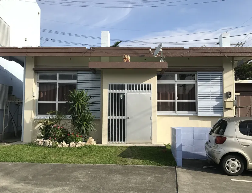 カビラハウス Kabira House 窓から見える川平湾まで徒歩1分 - Image 1