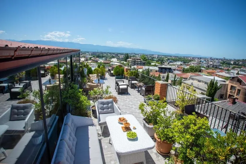 Hotel Terrace Kutaisi - Image 1