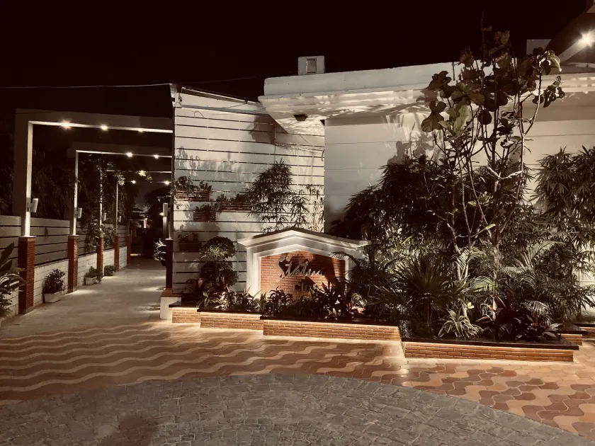 Status Club Resort - Image 1
