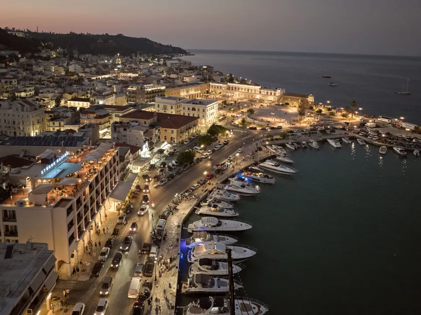 Strada Marina Hotel - Image 1