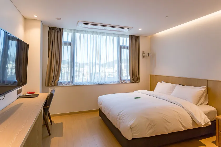 Hotel Arina - Image 1