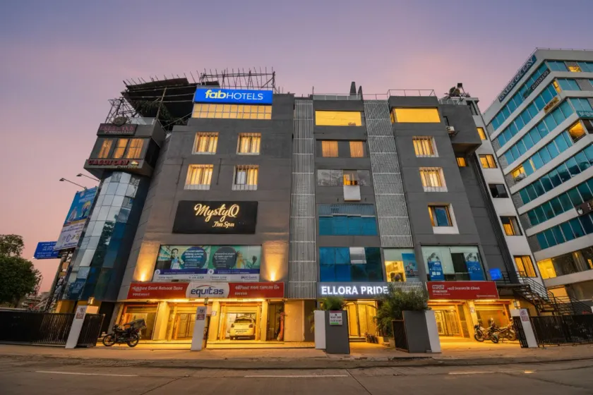 FabHotel Gargi Inn - Nr Balewadi Stadium - Image 1
