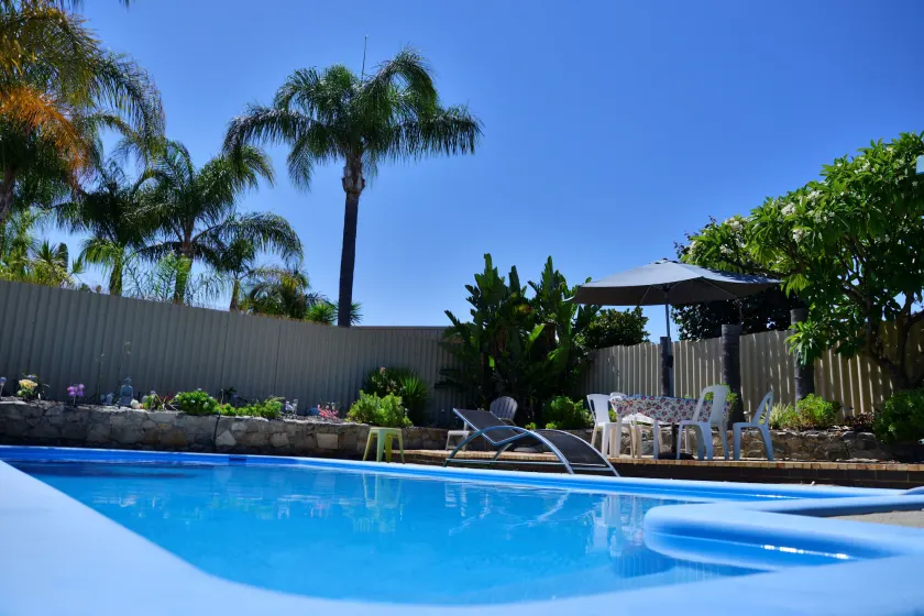 Palms Bed & Breakfast - Image 1