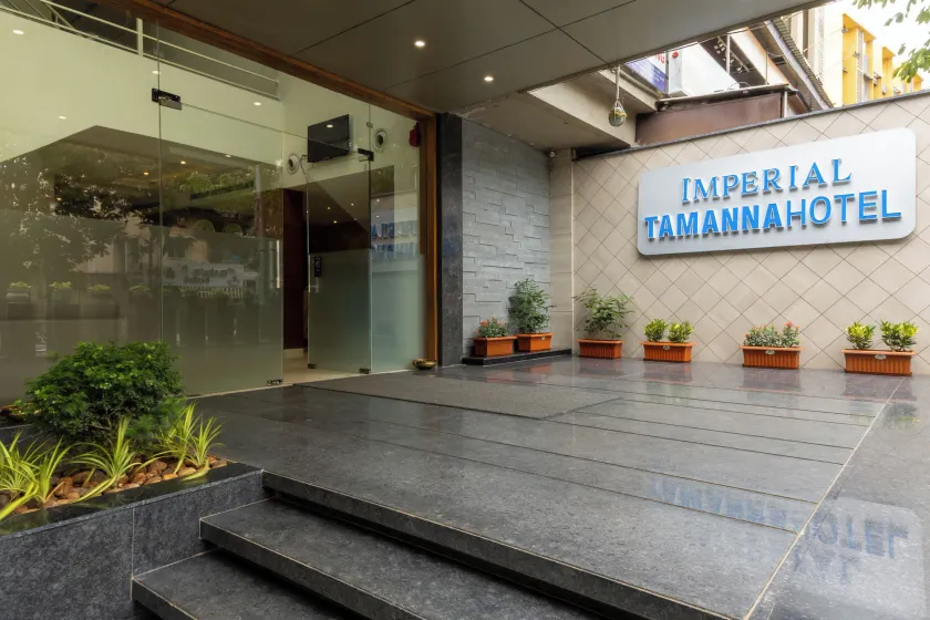 Imperial Tamanna Hotel - Image 1