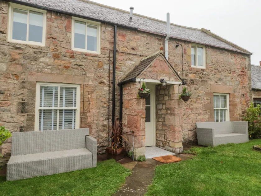 Donni Hall Cottage - Image 1