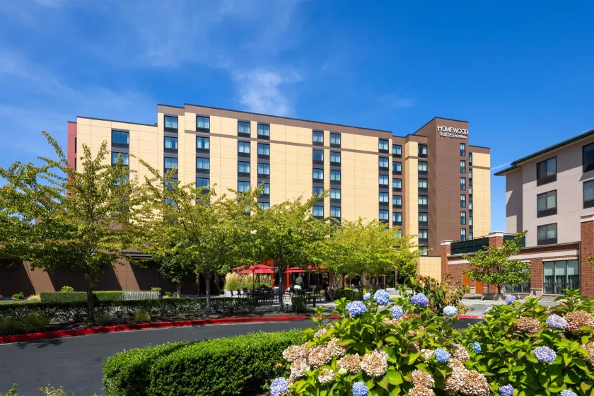 Homewood Suites by Hilton Seattle-Issaquah - Image 1